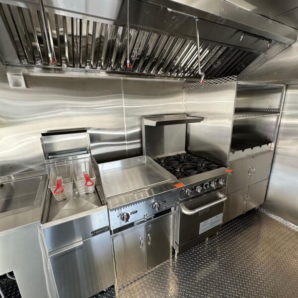 Custom 14′ Food Trailer - Image 7