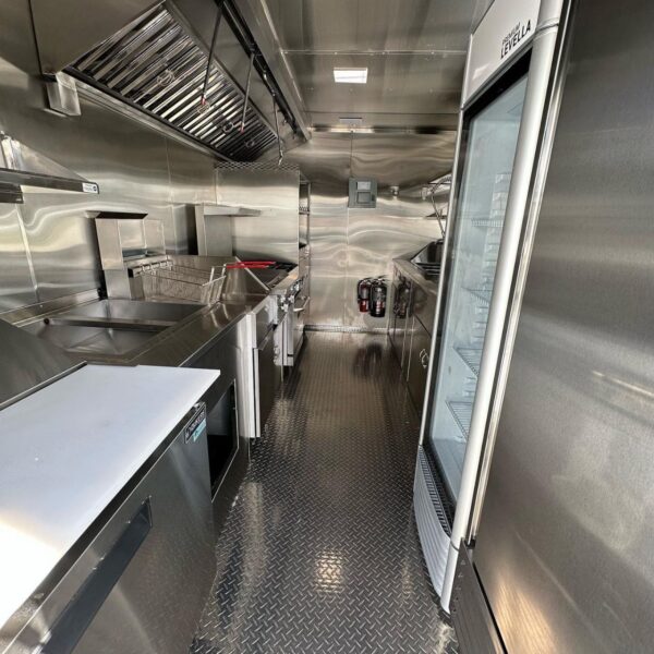 Custom 14′ Food Trailer - Image 4