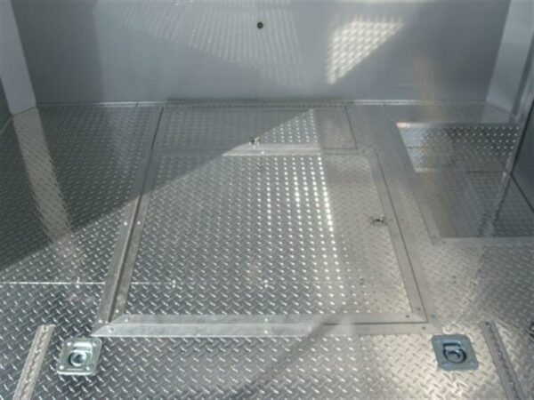 24′ Clear Trailer - Image 8