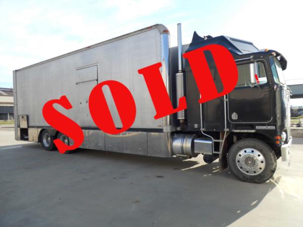 1981 Kenworth K100