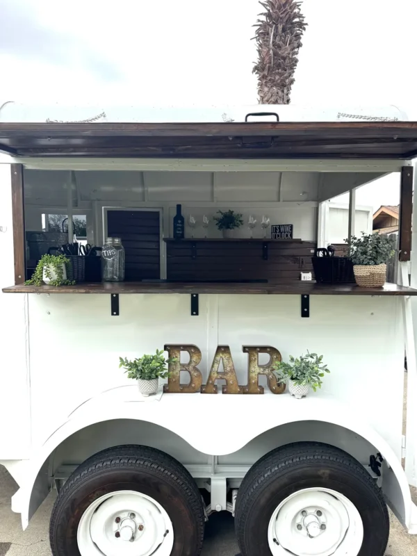 1984 White w/Wood LOADED 2-Horse Trailer Mobile Bar - Image 18